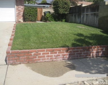 1293 Brenda Court - Photo Thumbnail 4