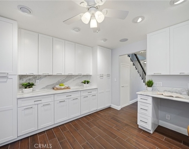 850 Windwood Drive - Photo Thumbnail 8
