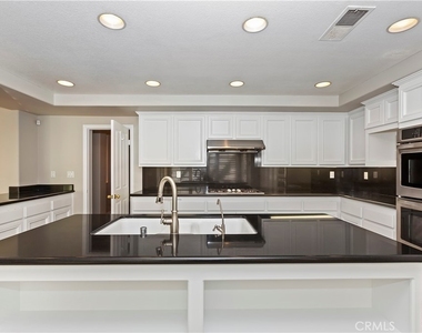 2533 Palomino Drive - Photo Thumbnail 4