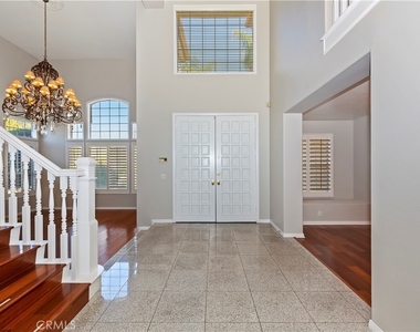 2533 Palomino Drive - Photo Thumbnail 2