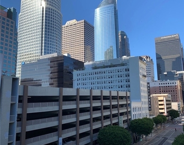 645 W 9th St. - Photo Thumbnail 11