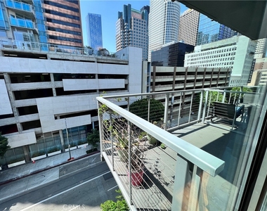 645 W 9th St. - Photo Thumbnail 12