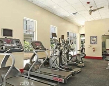 645 W 9th St. - Photo Thumbnail 18