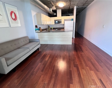 645 W 9th St. - Photo Thumbnail 4