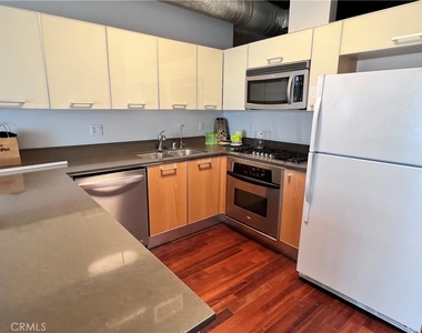 645 W 9th St. - Photo Thumbnail 6