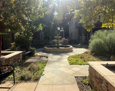 158 S Sierra Madre - Photo Thumbnail 1
