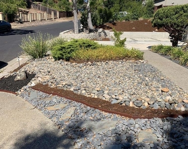 112 Rosemont Ct - Photo Thumbnail 1