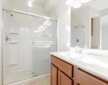 3091 Madsen St - Photo Thumbnail 29