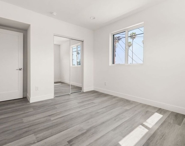 2936 West Boulevard - Photo Thumbnail 11