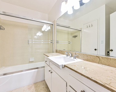 1440 Reeves Street - Photo Thumbnail 8