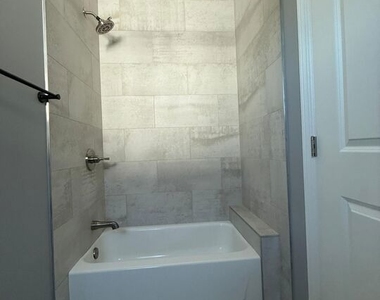 15964 Gault Street - Photo Thumbnail 13
