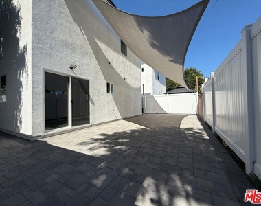 15964 Gault Street - Photo Thumbnail 19
