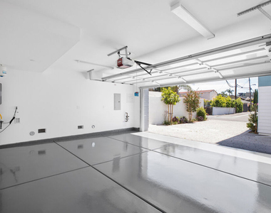 11724 Culver Boulevard - Photo Thumbnail 28