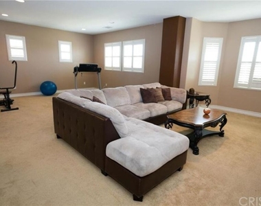 6106 W Avenue K1 - Photo Thumbnail 9