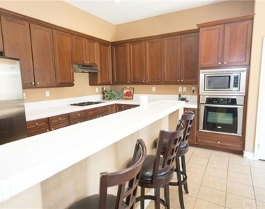6106 W Avenue K1 - Photo Thumbnail 3