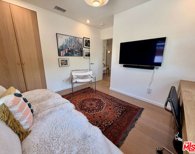 4355 Kenyon Avenue - Photo Thumbnail 19