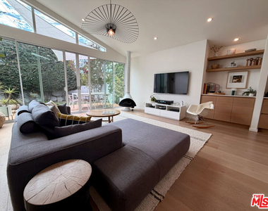 4355 Kenyon Avenue - Photo Thumbnail 4