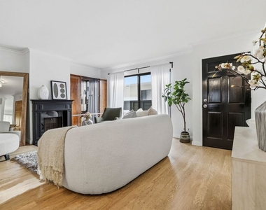 11952 Darlington Avenue - Photo Thumbnail 6