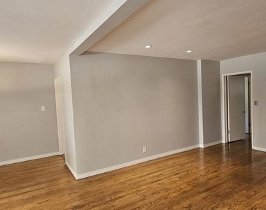 1227 S Holt Avenue - Photo Thumbnail 1