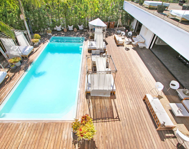 9570 Sunset Boulevard - Photo Thumbnail 3