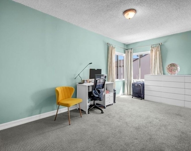 5183 Maison Avenue - Photo Thumbnail 9