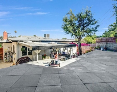5183 Maison Avenue - Photo Thumbnail 21