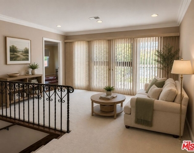 414 N Las Palmas Avenue - Photo Thumbnail 23