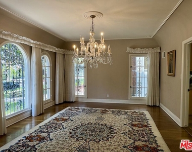 414 N Las Palmas Avenue - Photo Thumbnail 11