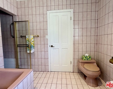 414 N Las Palmas Avenue - Photo Thumbnail 27