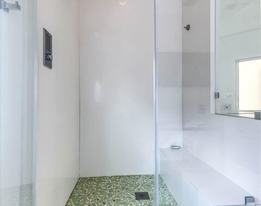 11001 Wrightwood Place - Photo Thumbnail 9