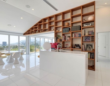 11001 Wrightwood Place - Photo Thumbnail 17
