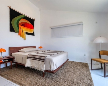 11001 Wrightwood Place - Photo Thumbnail 6
