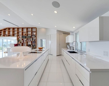 11001 Wrightwood Place - Photo Thumbnail 14