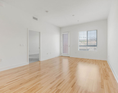 12920 Runway Road - Photo Thumbnail 16