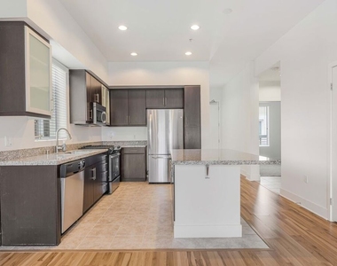 12920 Runway Road - Photo Thumbnail 14
