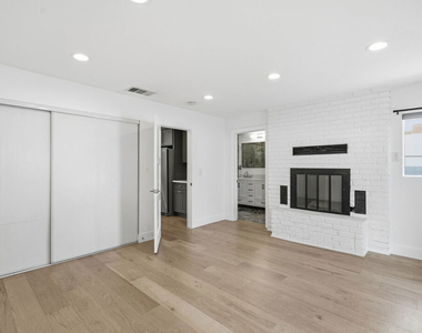 4221 W 166th Street - Photo Thumbnail 16