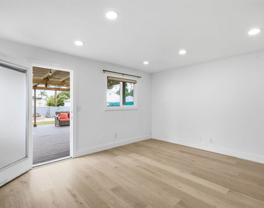4221 W 166th Street - Photo Thumbnail 15