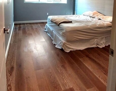 441 S Barrington Avenue - Photo Thumbnail 11