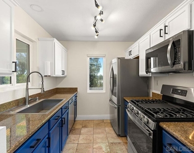 10158 Camino Ruiz - Photo Thumbnail 10