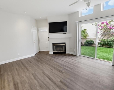 1103 Pacific Grove Loop - Photo Thumbnail 11