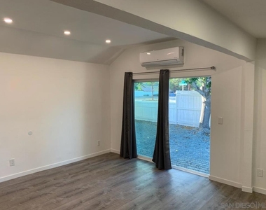 1213 Heber Street - Photo Thumbnail 3
