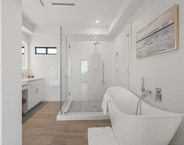 4386 Newport Ave - Photo Thumbnail 25