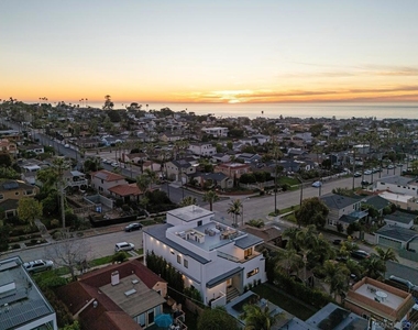 4386 Newport Ave - Photo Thumbnail 35