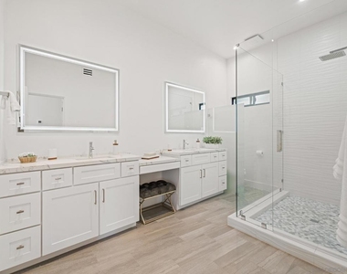 4386 Newport Ave - Photo Thumbnail 15