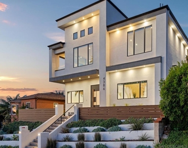 4386 Newport Ave - Photo Thumbnail 42