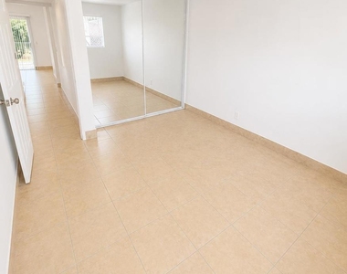 589 N Johnson Ave - Photo Thumbnail 8