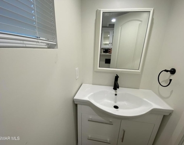 423 Saratoga Street - Photo Thumbnail 6