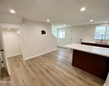 423 Saratoga Street - Photo Thumbnail 1