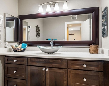 21 Toledo Drive - Photo Thumbnail 23