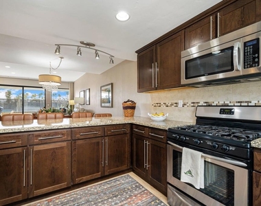 21 Toledo Drive - Photo Thumbnail 15